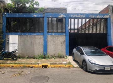 Oficina · 428m² · 3 Estacionamientos · Bodega en Venta, La Romana, 427 m²