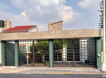 Casa · 130m² · 3 Recámaras · 2 Estacionamientos · Casa en Venta, Lomas Verdes 4a Sección, 3 Recamaras