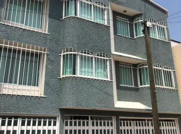 Casa · 373m² · 5 Recámaras · 2 Estacionamientos · Casa en Venta, Paseos de Churubusco, 5 Recamaras