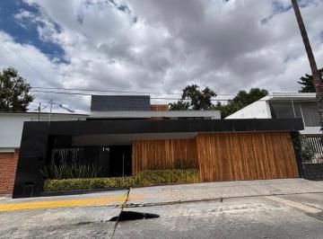 Casa · 430m² · 3 Recámaras · 4 Estacionamientos · Casa en Venta, Club de Golf Hacienda, 3 Recamaras