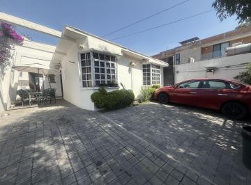 Casa · 260m² · 3 Recámaras · 2 Estacionamientos · Casa en Venta, Las Arboledas, 3 Recamaras