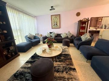 Casa · 186m² · 3 Recámaras · 6 Estacionamientos · Casa en Venta, Las Arboledas, 3 Recamaras