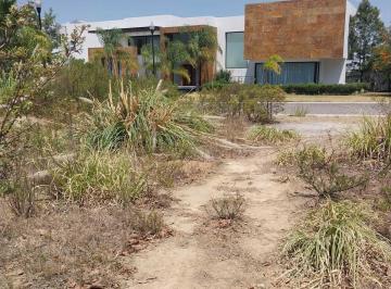 Terreno / Lote · 2010m² · Terreno en Venta, Hacienda de Valle Escondido, 2,010 m²