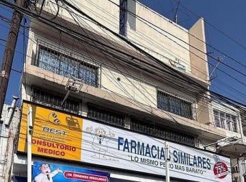Local comercial · 433m² · Edificio en Renta, Aurora, 13 Consultorios