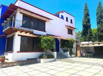 Casa · 582m² · 3 Recámaras · 6 Estacionamientos · Casa en Renta, Tepotzotlán, 3 Recámaras