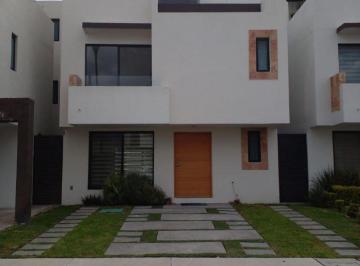 Casa en condominio de 4 habitaciones, Querétaro · Casa en Renta en Santa Fe Juriquilla