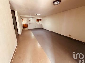 Casa · 220m² · 5 Recámaras · Casa en Venta Valle de Aragón Tercera Sección