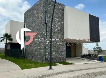 Casa en condominio · 365m² · 4 Recámaras · 2 Estacionamientos · Casa en Venta en Residencial Punta del Cielo Al Norponiente de La Ciudad P