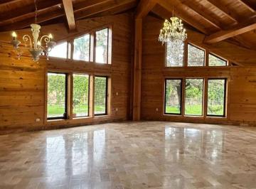 Casa · 313m² · 3 Recámaras · 5 Estacionamientos · Casa Cabaña en Fracc Campestre del Valle Puebla 3 Recámaras