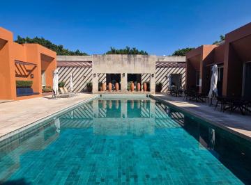 Casa en condominio de 2 habitaciones, Zapopan · Casa de Diseño Contemporáneo en Mítica Residencial, Zona Real