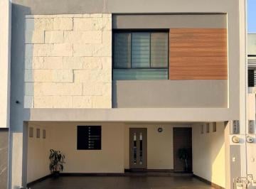 Casa · 180m² · 3 Recámaras · 2 Estacionamientos · Casa en Venta Cerrada de La Pradera Las Lomas Sector Jardines