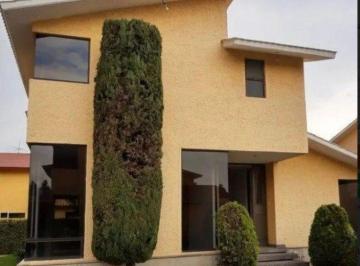 Casa de 3 habitaciones, Metepec · Casa en Condominio Coaxustenco Metepec en Venta Hipotecaria