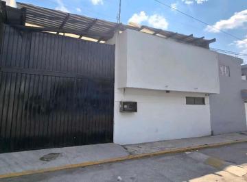 Bodega comercial · 390m² · 1 Recámara · 3 Estacionamientos · Bodega en Venta con Oficina en Col. La Loma