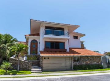 Casa de 4 habitaciones, Alvarado · ¡Residencia con Alberca en Venta Fracc. Vista Bella, Riviera Veracruzana!