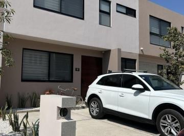 Casa en condominio · 133m² · 3 Recámaras · 2 Estacionamientos · Venta de Casa en Virrey de Cataluña en Lomas del Marqués en Campanario Queretaro