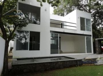 Casa · 198m² · 3 Recámaras · 2 Estacionamientos · Casa en Pueblo Ahuatepec