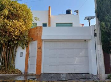 Casa de 3 habitaciones, Pachuca · Casa con 105 m² Superficie de Terreno, 3 Recámaras en Venta, Bosques del Peñar
