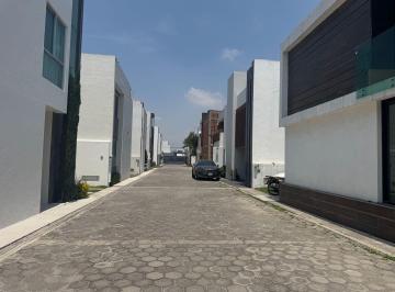 Casa · 185m² · 3 Recámaras · 2 Estacionamientos · Casa en Venta en San Andrés Cholula