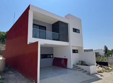 Casa de 3 habitaciones, Cuernavaca · Casa Nueva en Col. Maravillas