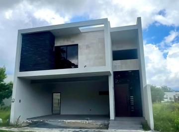 1 · Casa en Venta en Piedralta en Allende