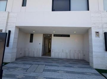 Casa en condominio · 160m² · 3 Recámaras · 2 Estacionamientos · Casa en Condominio en Alfaro