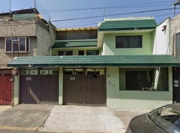 Casa de 3 habitaciones, Iztacalco · Casa en Venta en Agrícola Oriental