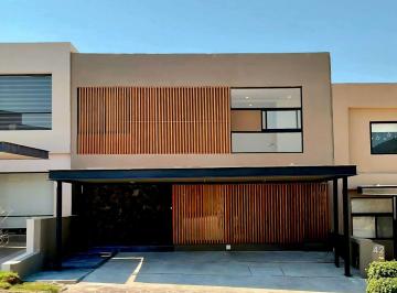 Casa en condominio de 3 habitaciones, Querétaro · Casa en Venta en Altozano, Querétaro, 3 Recámaras, Acabados Premium.