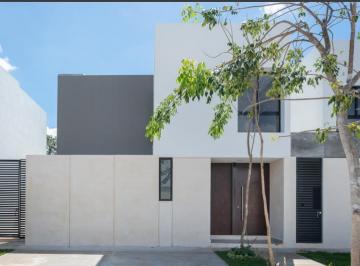 1 · Casa en Venta en Merida, Privada Residencial, Mod D2 Cholul