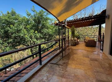 Casa · 380m² · 3 Recámaras · 2 Estacionamientos · Casa en Renta en Pinar de La Venta