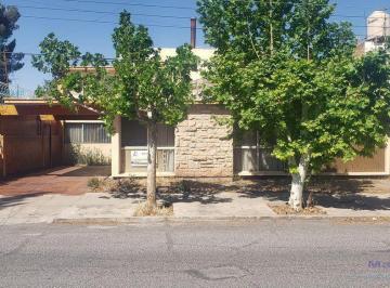 Casa · 382m² · 5 Recámaras · 2 Estacionamientos · Casa en Venta en San Felipe, con 5 Recámaras.