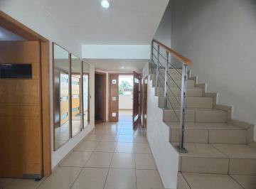 893c6606bc849643d739a9d571cc517c6c87662ca0d322e3985e035c4d8d26e8 · Departamento Amueblado en Renta / Chapalita
