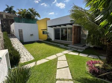 Casa de 4 habitaciones, Jiutepec · Casa con 1200 m² de Terreno y 3 Recámaras en Venta en Tamoanchan