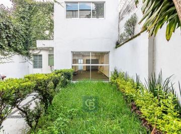 Casa de 8 habitaciones, Coyoacán · Casa en Venta en Coyoacan