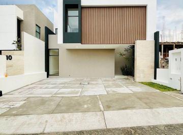 Casa · 218m² · 4 Recámaras · 3 Estacionamientos · Casa Sofia en Fraccionamiento Zibatá