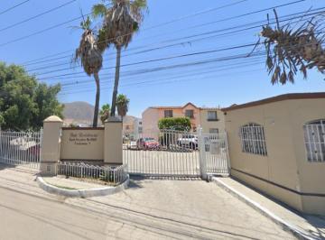 Casa de 2 habitaciones, Tijuana · Remate Bancario - Casa en Venta Av Aguila Pescadora Bc