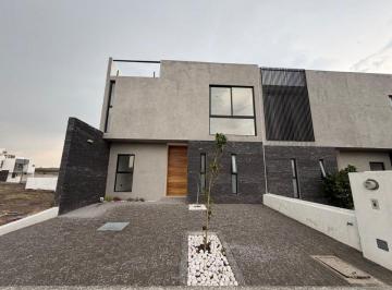 Casa de 3 habitaciones, El Marqués · Rodanta, Queretaro; Casa en Venta de 3 Recamaras 3 Baños, Roof Garden