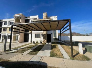 Casa de 3 habitaciones, Mazatlán · Casa en Renta, 3 Recamaras Amueblada – Azul Pacífico