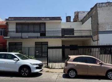 Casa de 5 habitaciones, Guadalajara · Venta de Casa Colonia Universitaria. a Una Cuadra. del Cucei y a Dos Cuadras del Tren Ligero