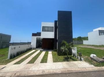 Casa · 152m² · 3 Recámaras · 2 Estacionamientos · Casa Rn Lomas del Mediterráneo