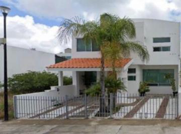 Casa de 3 habitaciones, Querétaro · Preciosa Casa en Venta Ubicada en Juriquilla, Querétaro