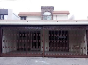 Casa de 4 habitaciones, Monterrey · Casa Renta Recamara en Primer Piso con Baño Idependiente en San Jemo