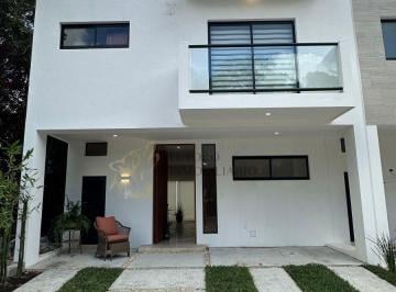 Casa en condominio de 3 habitaciones, Benito Juárez · Casa en Venta Residencial Arbolada Cancún | 3 Recámaras
