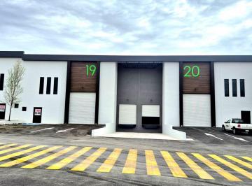 Bodega comercial , Chihuahua · Bodegas en Venta Desde 780 m² "Espacio Ideal" $15,500 Mas Iva/m² Al Norte de La Ciudad
