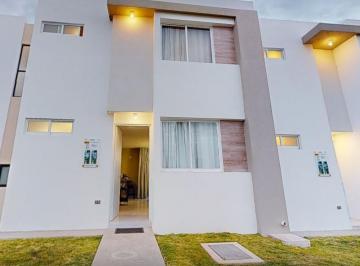 Casa · 82m² · 3 Recámaras · 1 Estacionamiento · Casa en Venta en Fraccionamiento La Cartuja