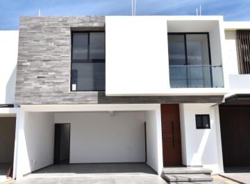 Casa de 3 habitaciones, Centro · Casa en Renta Residencial Montecristo Zona Country