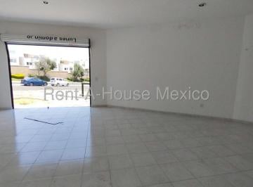 Local comercial , Querétaro · Local Comercial en Renta en Cumbres de Juriquilla, a Pie de Calle con Estacionamiento