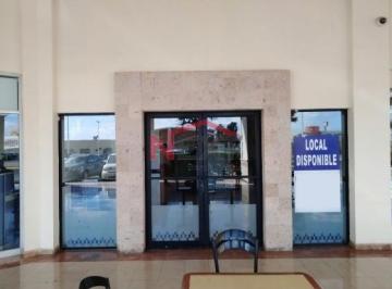 Foto principal · Local Comercial de Renta en Plaza Girasol