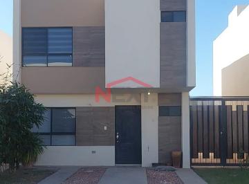 Foto principal · Renta de Casa Ubicada en Nainari Residencial