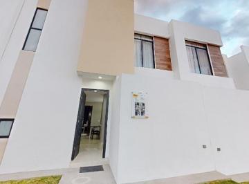Casa · 103m² · 3 Recámaras · 2 Estacionamientos · Casa en Venta en Fraccionamiento La Cartuja