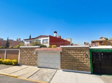 Casa de 3 habitaciones, Metepec · Casa en Venta en Metepec, San Jerónimo Chicahualco